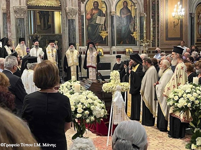 Ο Μητροπολίτης Μάνης στην Εξόδιο Ακολουθία του Καθηγητού Ιωάννου Ναννά