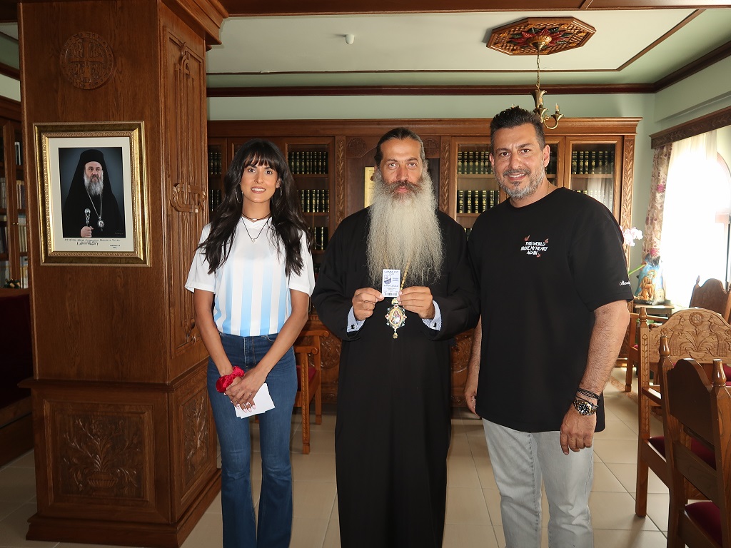 Ο Μητροπολίτης Φθιώτιδος στο πλευρό της ομάδας του ΠΑΣ ΛΑΜΙΑ