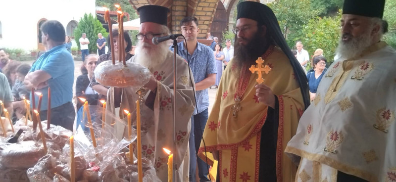 Μέγας πανηγυρικός εσπερινός μετ΄ αρτοκλασίας στην Ι.Μ. Παναγίας Λυκούρισσης