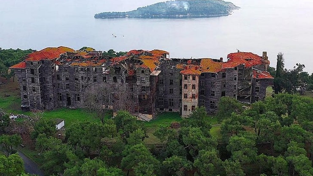 Εγκρίθηκε το έργο αποκατάστασης του ιστορικού ελληνικού ορφανοτροφείου στην Πρίγκιπο
