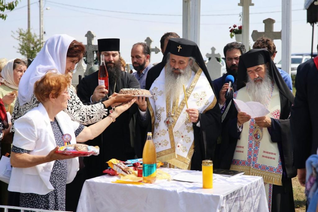 Sfânta Liturghie oficiată în casa memorială a Patriarhului Teoctist, cu ocazia comemorării de 15 ani