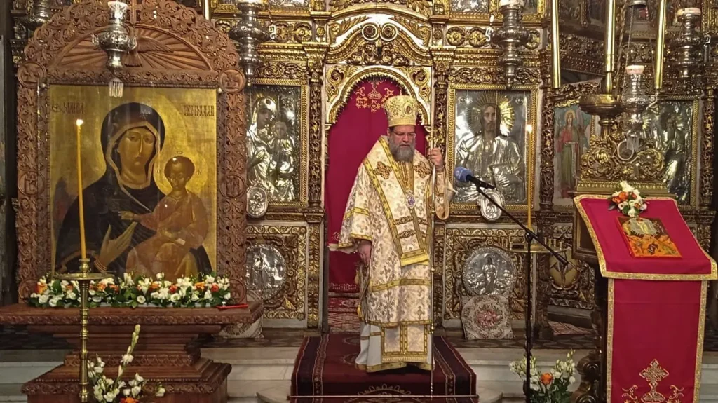 București: Episcopul Australiei și slujitorii de la „Sf. Silvestru” l-au pomenit pe Părintele Constantin Galeriu