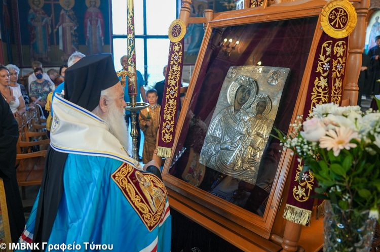 Υποδοχή ιεράς Εικόνος Παναγίας Πέτρας στην Αλεξάνδρεια (ΦΩΤΟ)