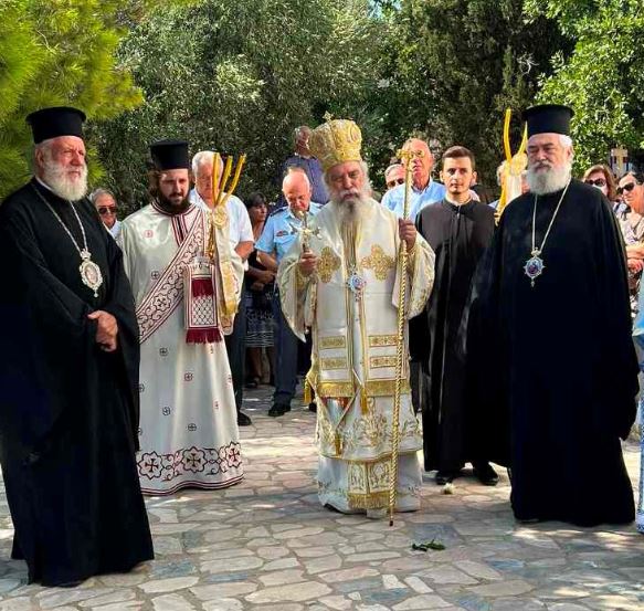Ο Μητροπολίτης Σύρου συνεχάρη τον Μητροπολίτη Μονεμβασίας για την 43η Επέτειο Αρχιερατείας του