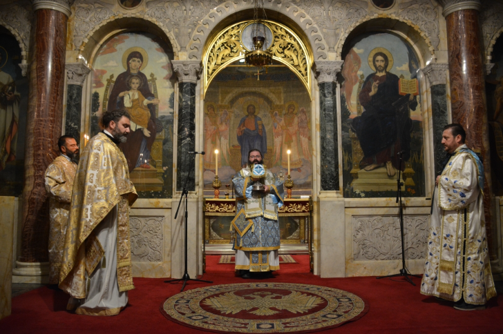 Архиерейска св. Литургия по повод Успение Богородично в ПКСХП “Св. Александър Невски”