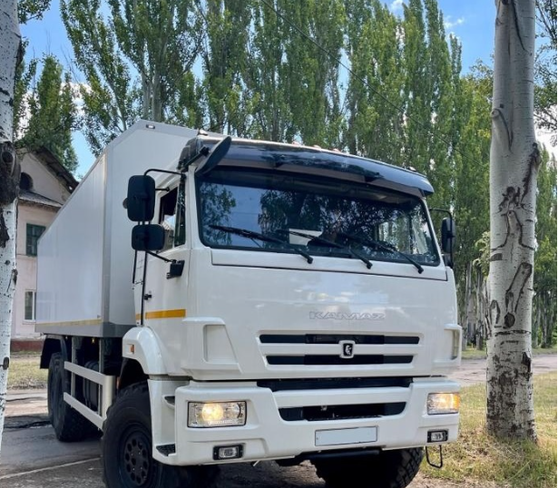 Синодальный отдел приобрел машину для Горловской епархии для доставки гуманитарной помощи