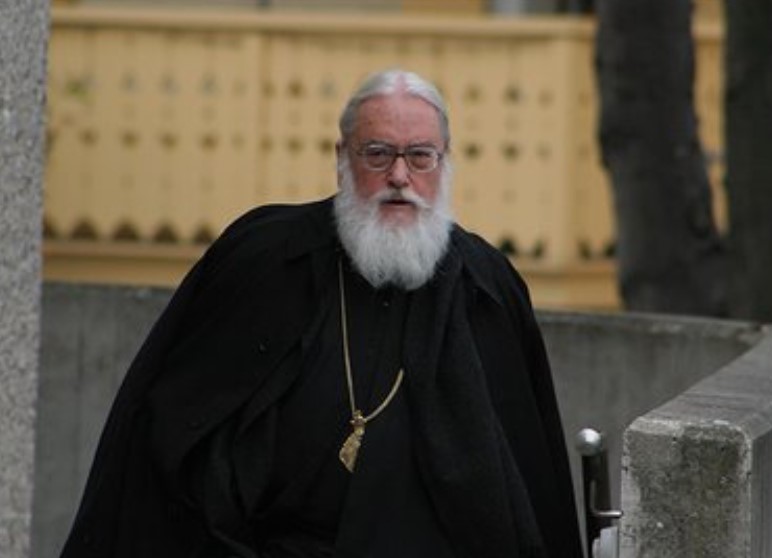 Patriarhul Daniel transmite condoleanțe după plecarea la Domnul a Mitropolitului Kallistos Ware