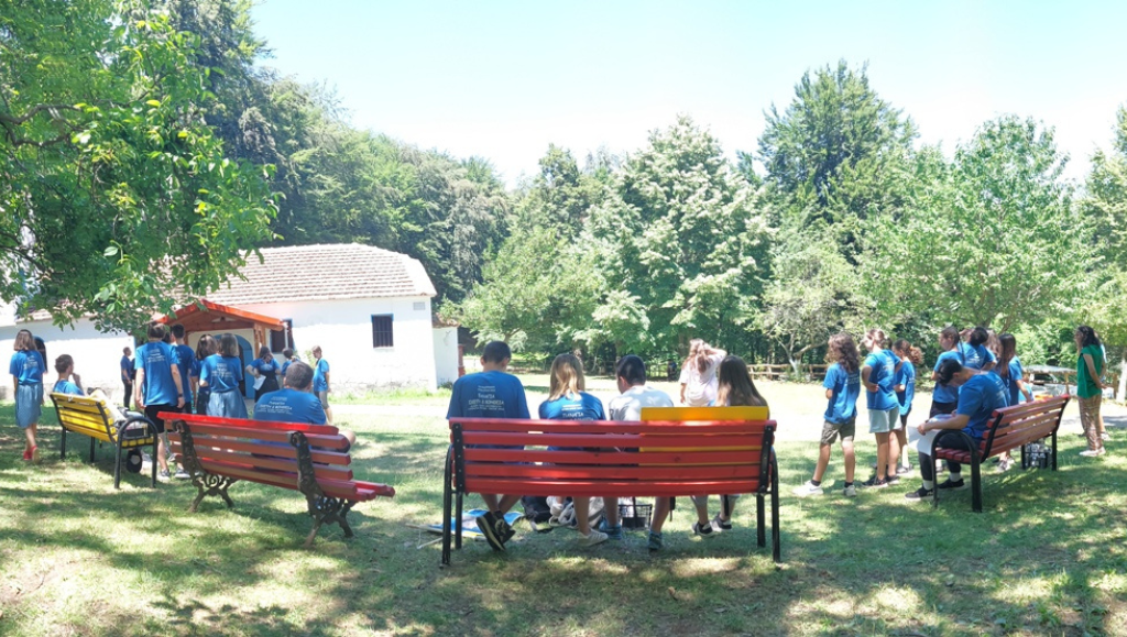 Διδασκαλία για τα 100 χρόνια Μικρασιατικής Καταστροφής και το βίο της Παναγίας  στην παιδική κατασκήνωση της Ι.Μ Κίτρους (ΦΩΤΟ)