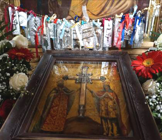 Υποδοχή Τιμίου Σταυρού από τα Ιεροσόλυμα στο Καματερό