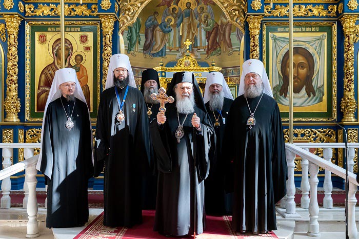 Πατριάρχης Ιεροσολύμων-Ιεράρχες του Πατριαρχείου Μόσχας στον Καθεδρικό του Νουρ-Σουλτάν