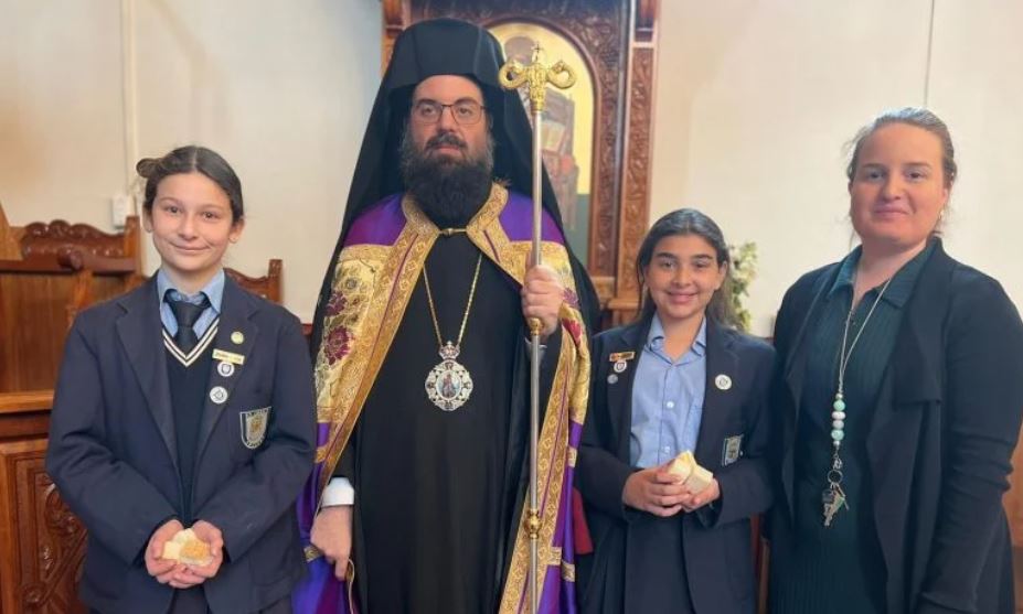 Κολλέγιο Αγ. Ιωάννου Πρέστον: Εκκλησιαστική πρωτοχρονιά με συμβολική φύτευση δέντρων