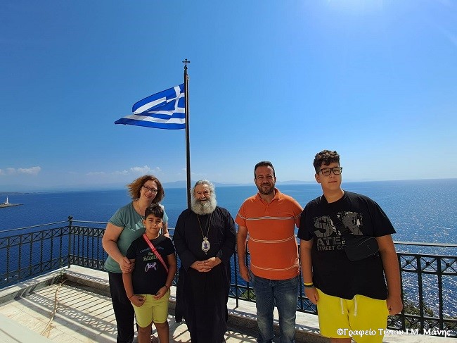 Επίσκεψη από την Σητεία Κρήτης στον Μητροπολίτη Μάνης