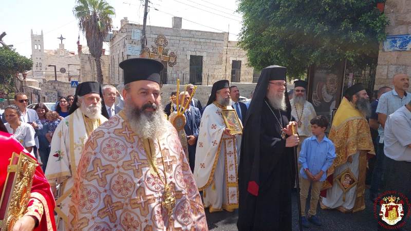 الإحتفال بميلاد والدة الإله الفائق قدسها في بيت جالا