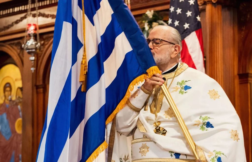 ΗΠΑ: Ένας από τους πιο γνωστούς κληρικούς της Ομογένειας αποχωρεί έπειτα από 56 χρόνια προσφοράς