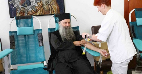 Акция добровольного донорства крови прошла в храмах Сербии