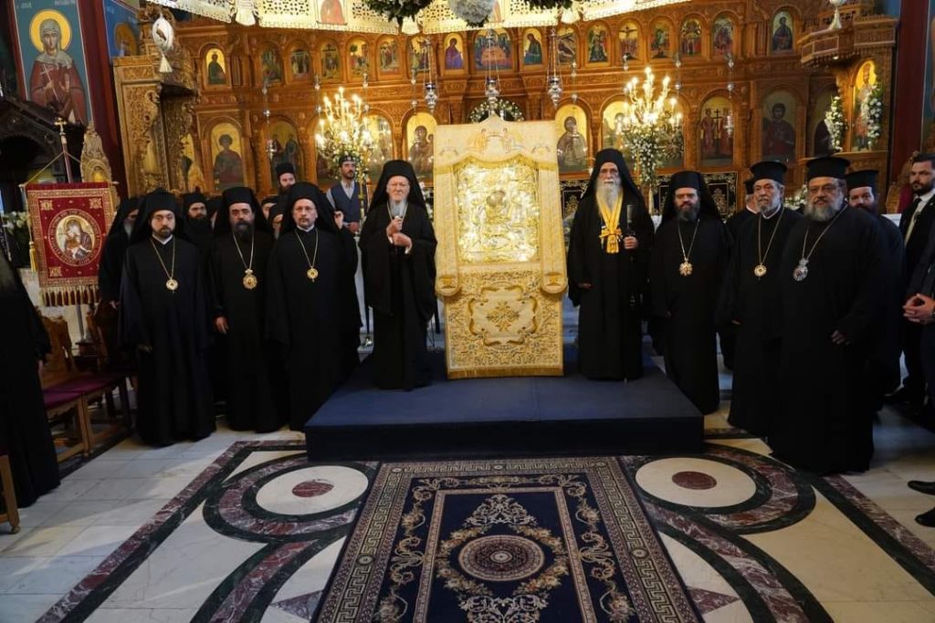 زيارة ابرشية مارونيا وكوموتيني