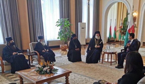 البابا ثيودروس الثاني يلتقي رئيس جمهورية مدغشقر