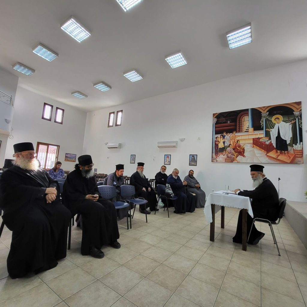 Τοπική σύναξη κληρικών και λαϊκών υπό την προεδρία του Μητροπολίτη Ύδρας
