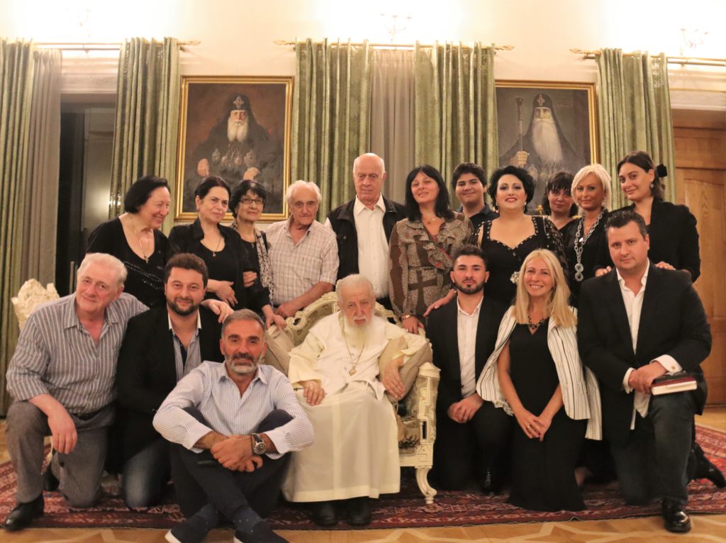 სრულიად საქართველოს კათოლიკოს-პატრიარქმა ოპერის მომღერლები მიიღო