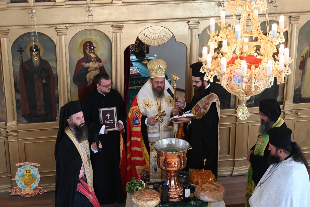 Храмът на брезнишкото село Гърло беше тържествено обновен