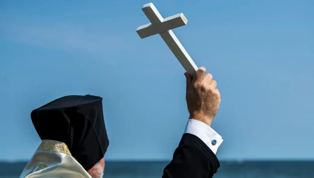 Metropolis of NJ Hosts “Cross Dive” Tradition on the Sunday After the Exaltation of the Cross