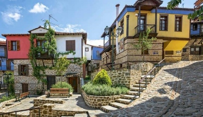 Δ. Αριστοτέλη: Σχέδιο προσκυνηματικού τουρισμού με άνοιγμα στην Κύπρο