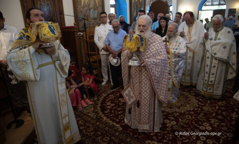 Elder Ephraim officiates at Divine Liturgy in restored Cathedral of St. Nicholas of Ammouliani