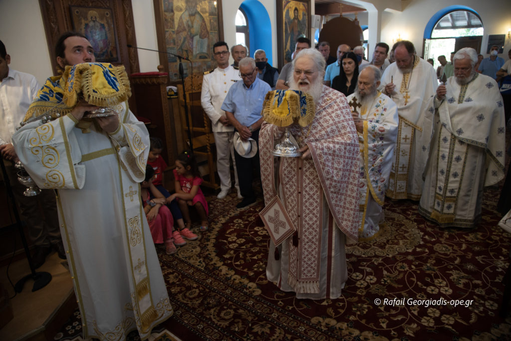 Elder Ephraim officiates at Divine Liturgy in restored Cathedral of St. Nicholas of Ammouliani