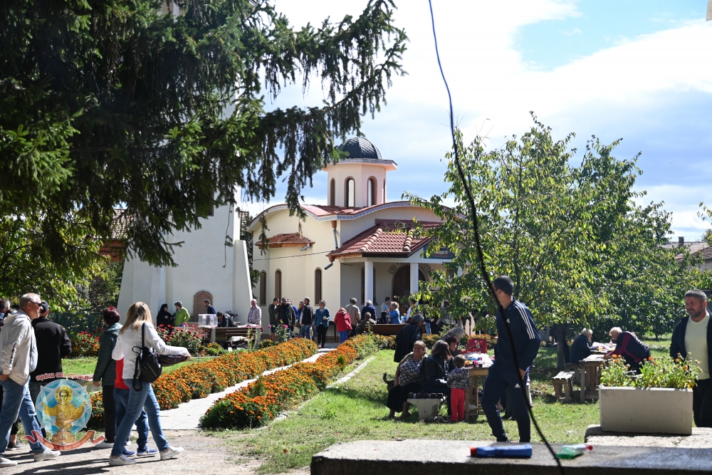 В с. Нови Чифлик беше осветен нов православен храм „Успение Богородично“