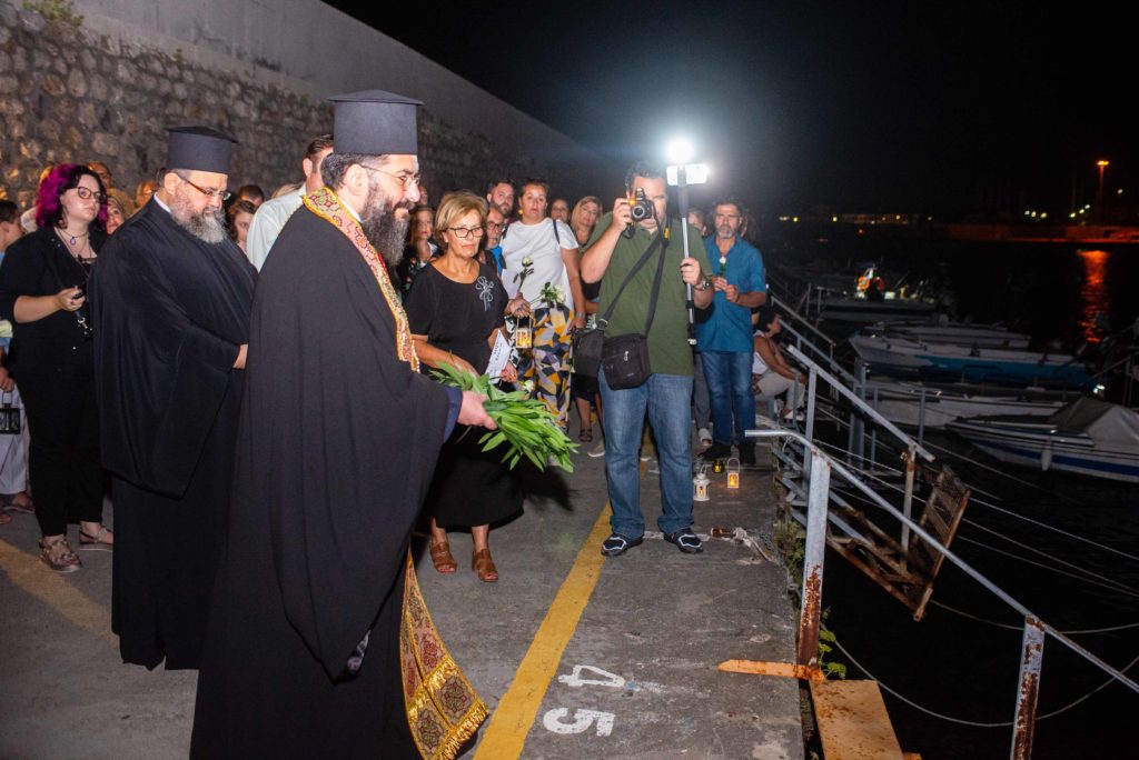 Τίμησαν τους προγόνους τους οι Μικρασιάτες της Καλαμάτας