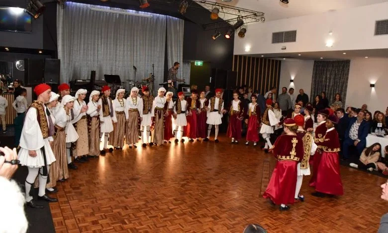 Adelaide: Parents and Friends hold a successful event for St George College, Thebarton, Adelaide