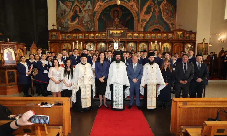 Sydney: Doxology for the graduating students of the Greek Orthodox College of Saint Spyridon