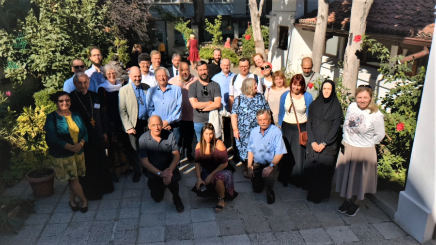 Hilander Monastery in support of Serbian students