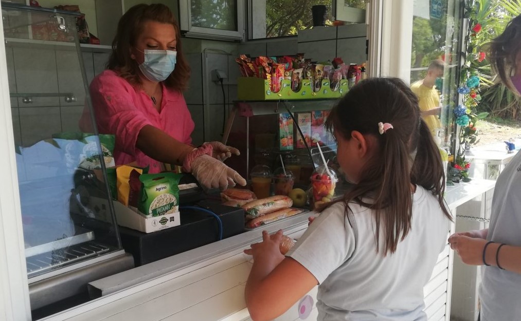 Αυξάνονται οι τιμές στα κυλικεία των σχολείων