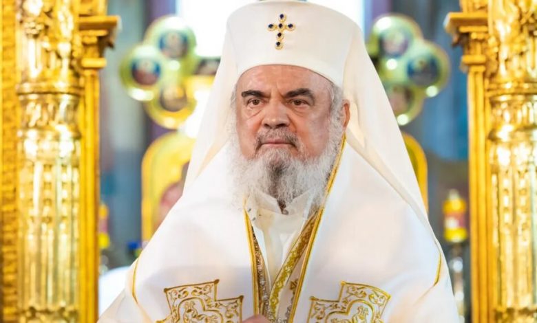 Patriarch of Romania: Besides intellectual instruction, young people also need prayer