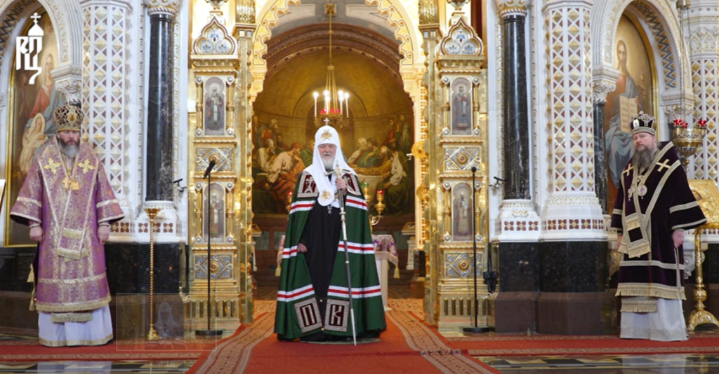 В праздник Воздвижения Креста Господня Предстоятель Русской Церкви совершил Литургию в Храме Христа Спасителя