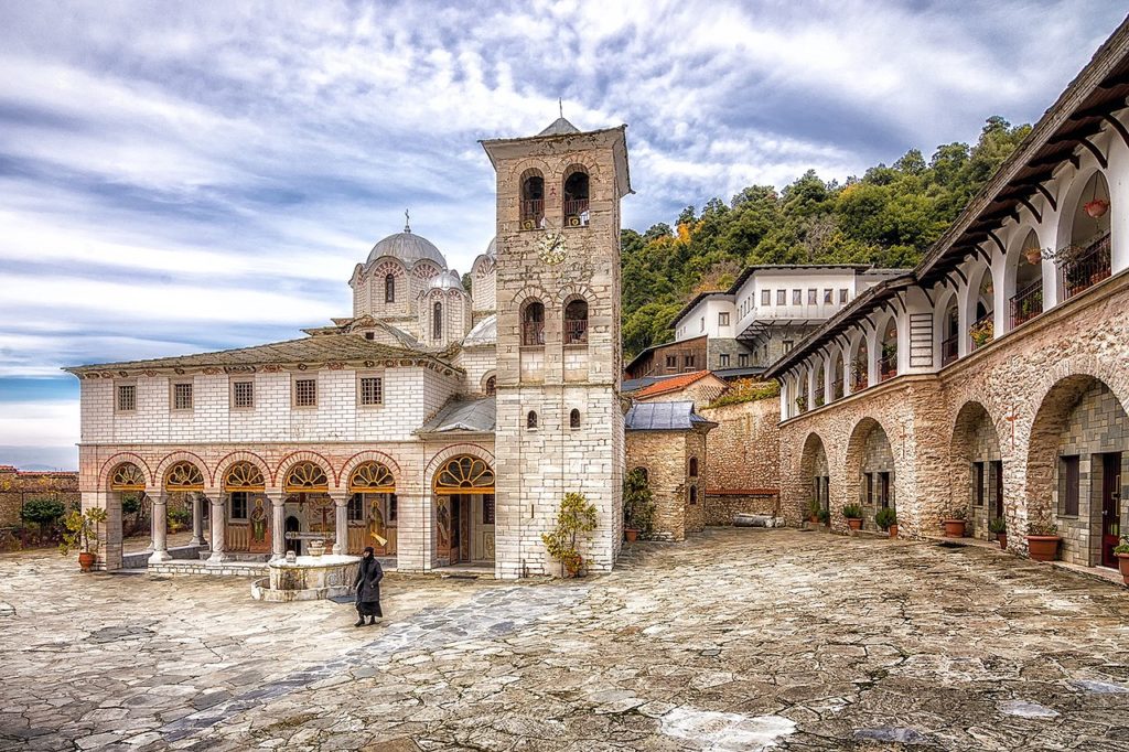 Ερώτηση για επαναπατρισμό κειμηλίων Μοναστηριών – Βρίσκονται σε μουσεία και ιδιωτικές συλλογές