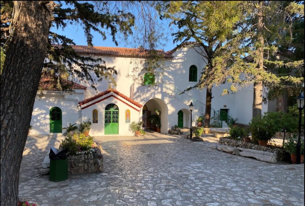 Νέα Μάκρη: Εκοιμήθη σε ηλικία 103 ετών η προηγουμένη της I.M του Αγίου Εφραίμ