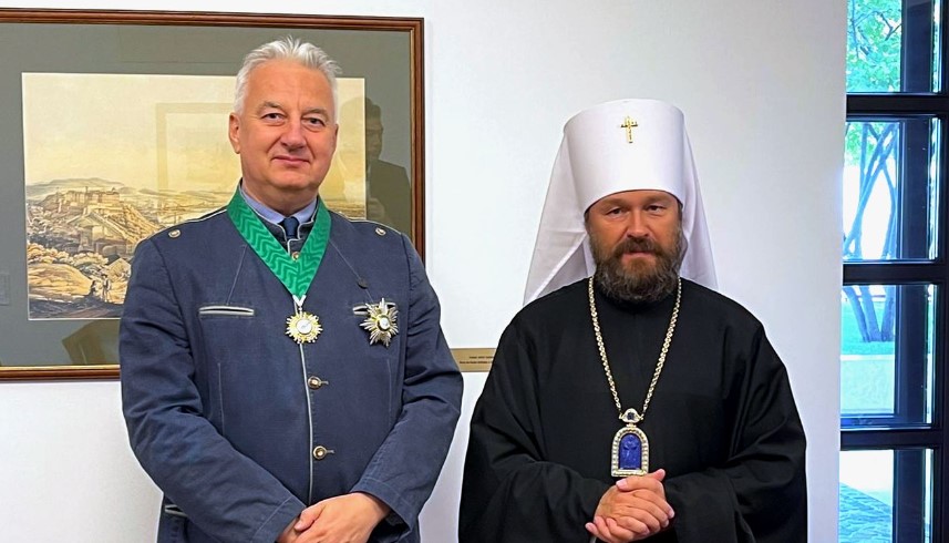 Η Ρωσική Εκκλησία βράβευσε τον αντιπρόεδρο της κυβέρνησης της Ουγγαρίας