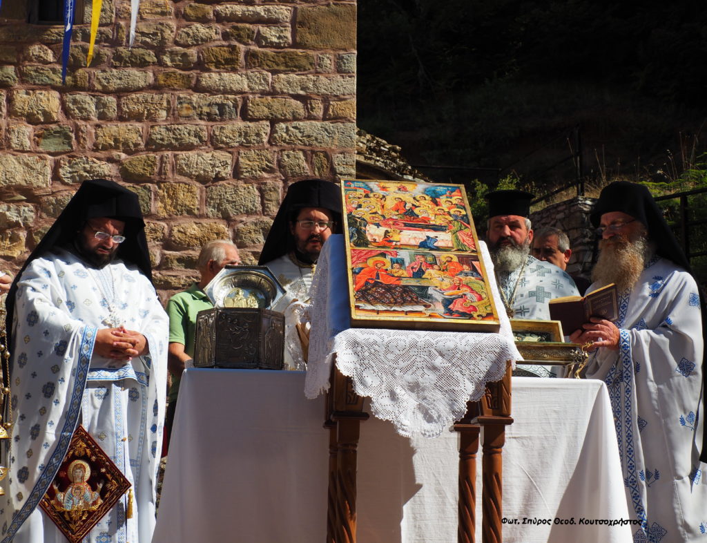 Πανηγύρισε η Ιερά Μονή Γενεσίου της Θεοτόκου Πετριλίων- Αργιθέας