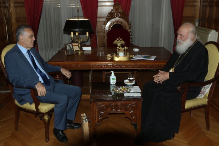 Εθιμοτυπική συνάντηση Αρχιεπισκόπου με τον Εισαγγελέα Ισίδωρο Ντογιάκο