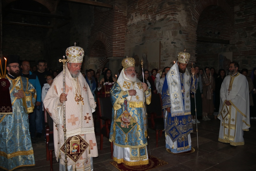 Metropolitan of Didimotycho Damaskinos conducts pilgrimage Strumica region