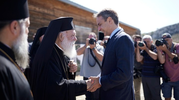 Αρχιεπίσκοπος και Πρωθυπουργός στην παρουσίαση του εμβληματικού έργου της Εκκλησίας της Ελλάδος στο Σχιστό – Μήνυμα συνεργασίας