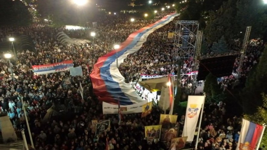 Thousands of Serbian faithful march through streets of Belgrade on Sun.