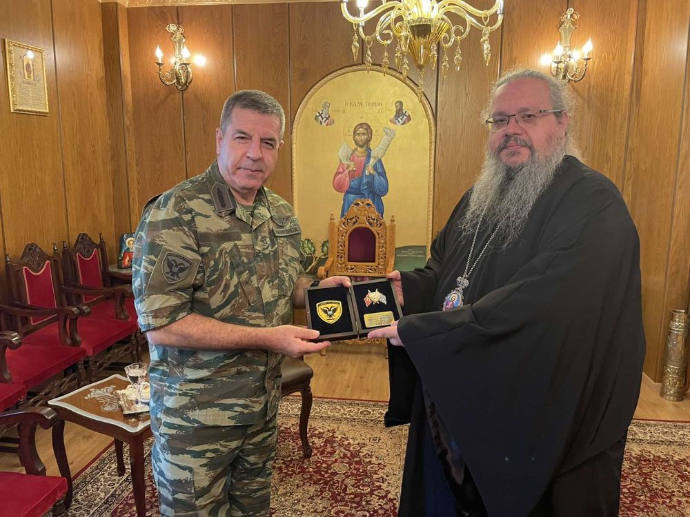 Στον Μητροπολίτη Λαρίσης ο Αρχηγός ΓΕΣ