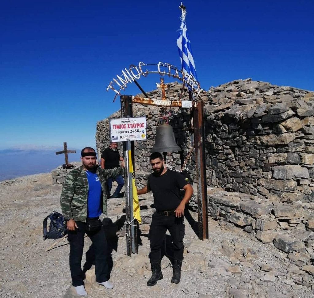 Στην κορυφή του Ψηλορείτη για να εκπληρώσει το τάμα του