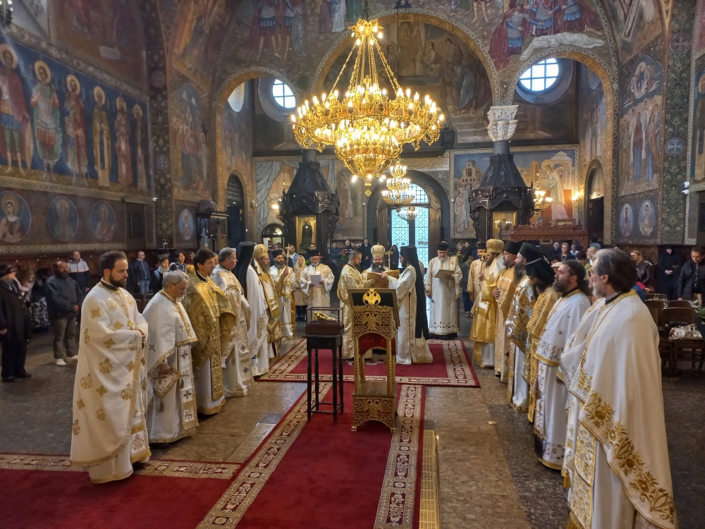Честит 77-ми рожден ден, Светейши владико!