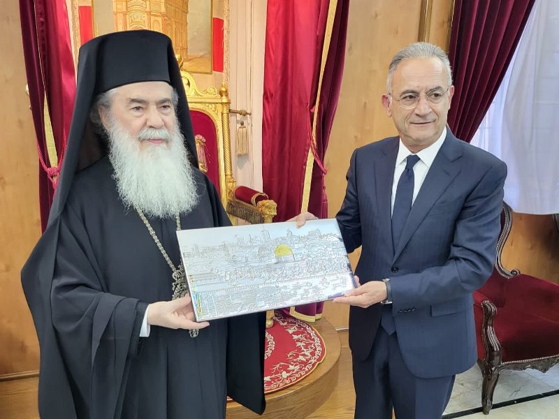 رئيس حزب اليقظة الديمقراطي السيد أفيروف نيوفيتو يزور البطريركية