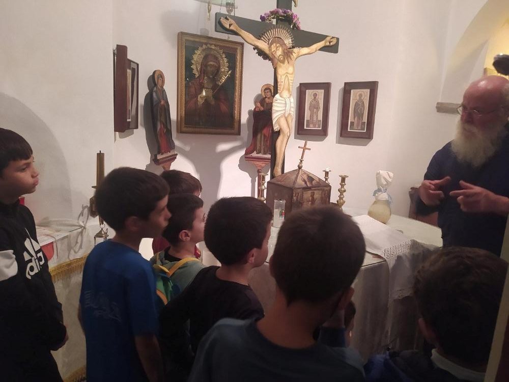 Εκπαιδευτική- προσκυνηματική επίσκεψη στον οικισμό της Άνω Σύρου και τον Ιερό Ναό του Αγίου Νικολάου