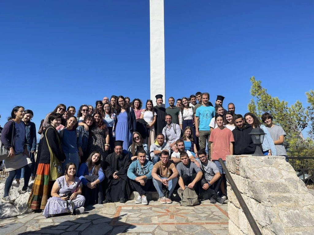 Προσκυνηματική εκδρομή φοιτητών και μαθητών της Ι.Μ. Γλυφάδας στο Λουτράκι